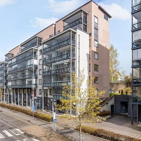 Apartment Kotimaailma - Saunallinen Kaksio Isolla Parvekkeella - Verstaankatu